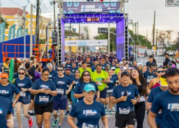 Corrida da Construção reúne mais de 2.700 participantes e arrecada mais de 2,6 toneladas de alimentos em celebração ao 300 anos de Fortaleza