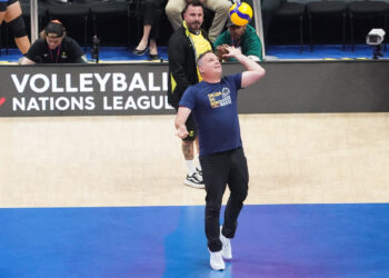 CBV, Play For a Cause e KLEFER anunciam ação “Sacada do Bem” nas finais da Superliga 2026