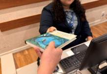 Campanha de doação de livros entra na reta final nos shoppings RioMar de Fortaleza