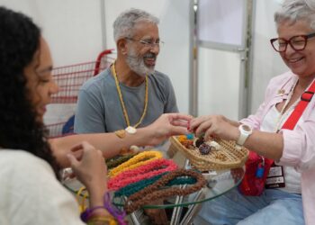 Fenacce reúne artesanato, cultura e economia criativa em Fortaleza
