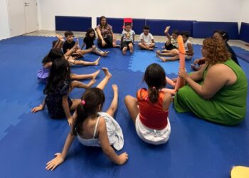 Música ganha espaço na rotina escolar para estimular aprendizagem e inclusão na Educação Infantil em Caucaia