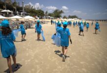 Mutirão de limpeza na Praia do Futuro reúne estudantes em ação de educação ambiental
